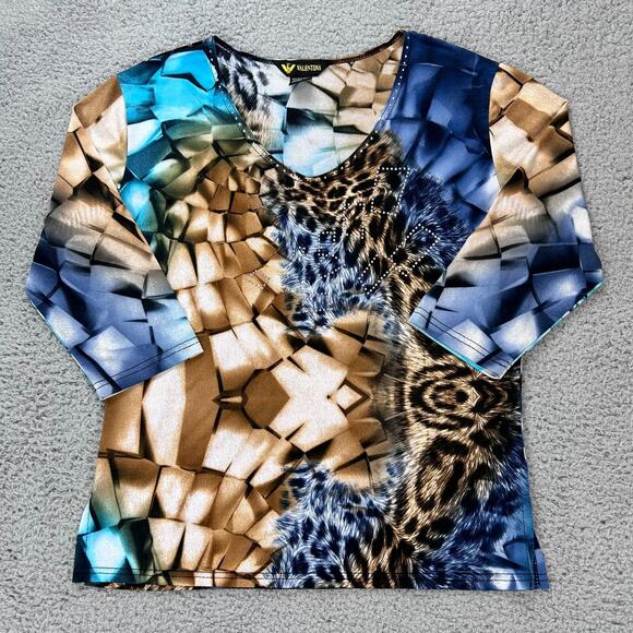 Valentina Blouse Pullover Geometric and Animal Shapes Size Medium 3/4 Sleeve - Picture 1 of 9